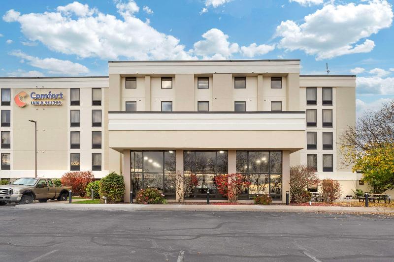 Comfort Inn & Suites Johnstown image