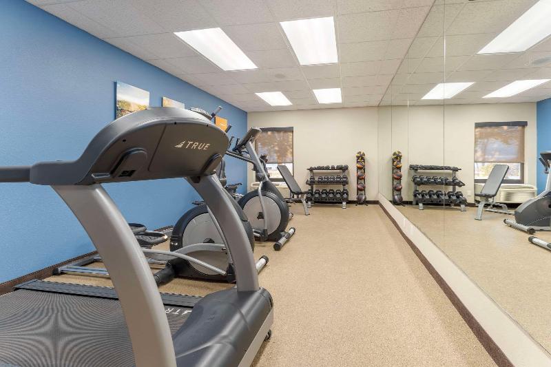 Comfort Inn & Suites Johnstown image