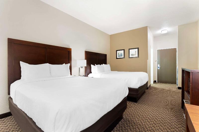 Comfort Inn & Suites Johnstown image