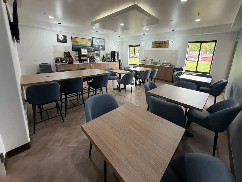 Sleep Inn & Suites Mifflinville -Bloomsburg image