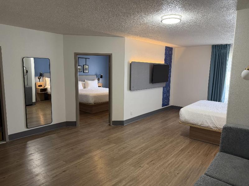 Sleep Inn & Suites Mifflinville -Bloomsburg image