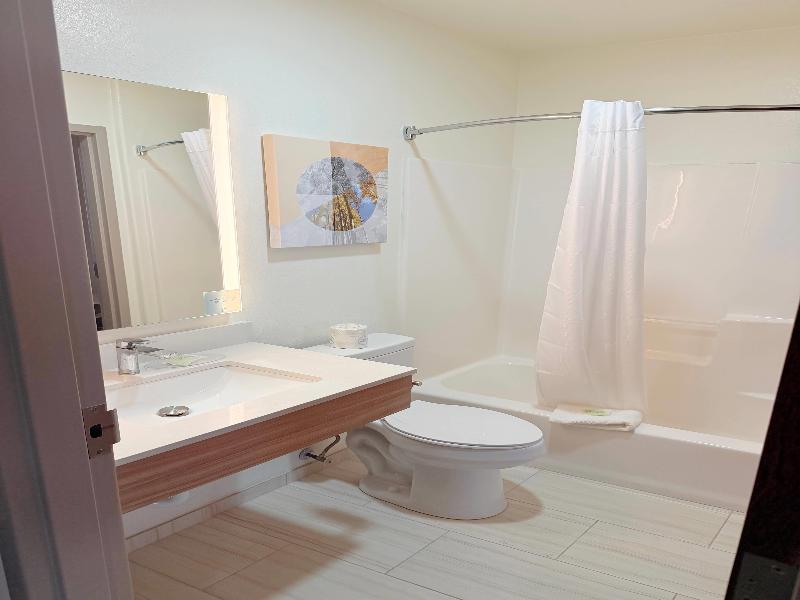 Sleep Inn & Suites Mifflinville -Bloomsburg image