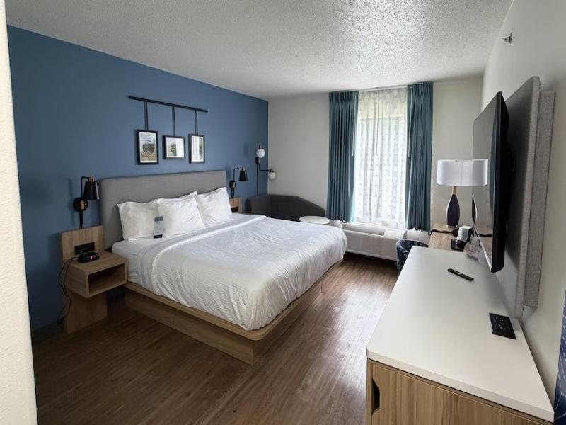 Sleep Inn & Suites Mifflinville -Bloomsburg image