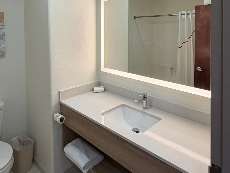 Sleep Inn & Suites Mifflinville -Bloomsburg image