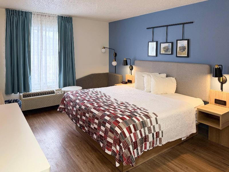 Sleep Inn & Suites Mifflinville -Bloomsburg image