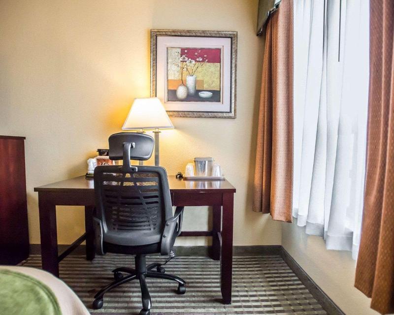Quality Inn Mill Hall - Lamar image