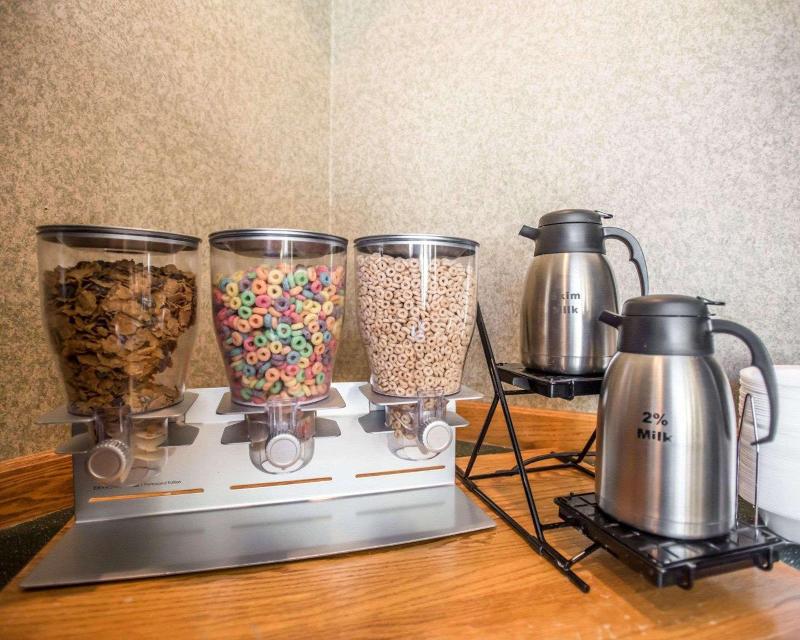 Quality Inn New Columbia-Lewisburg image