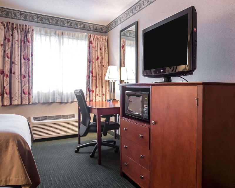 Quality Inn New Columbia-Lewisburg image