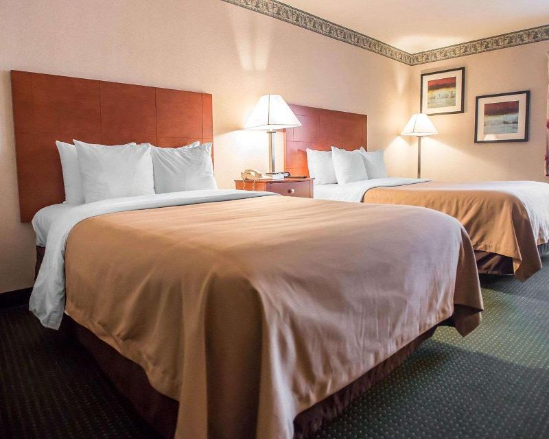 Quality Inn New Columbia-Lewisburg image