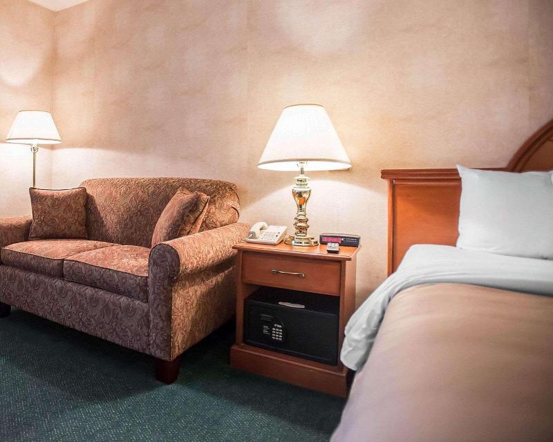 Quality Inn New Columbia-Lewisburg image