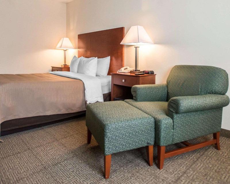 Quality Inn New Columbia-Lewisburg image