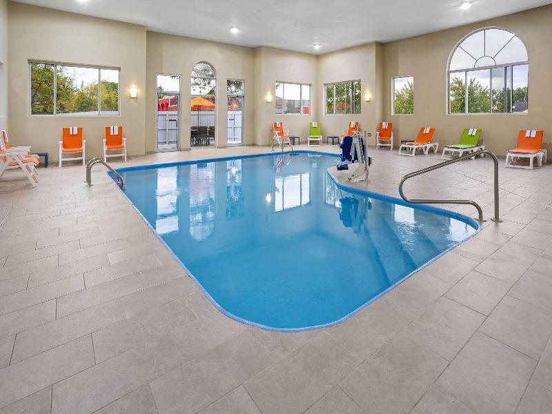 Wingate by Wyndham New Stanton image