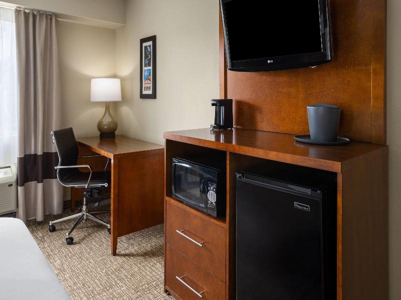 Wingate by Wyndham New Stanton image