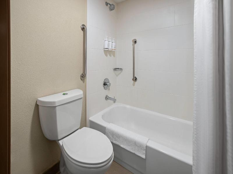 Wingate by Wyndham New Stanton image