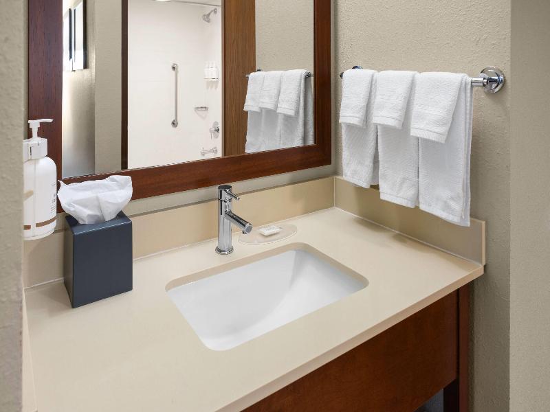 Wingate by Wyndham New Stanton image