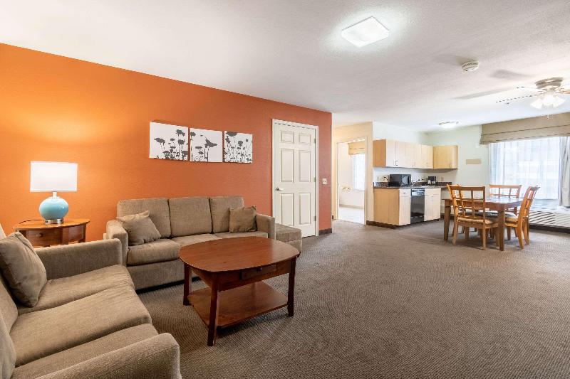 Sleep Inn & Suites Ronks image