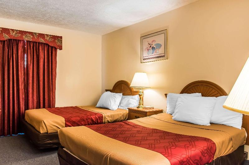 Econo Lodge Inn & Suites image