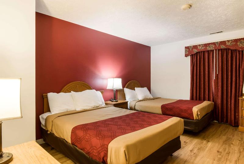 Econo Lodge Inn & Suites image