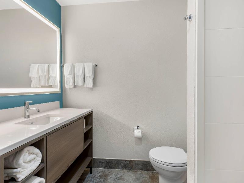 Comfort Inn & Suites Camden image