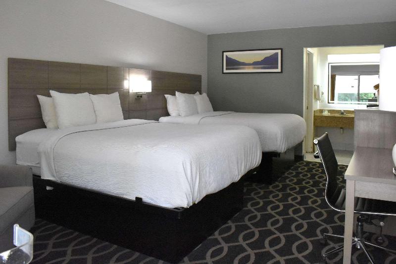 Quality Inn Manning I-95 image
