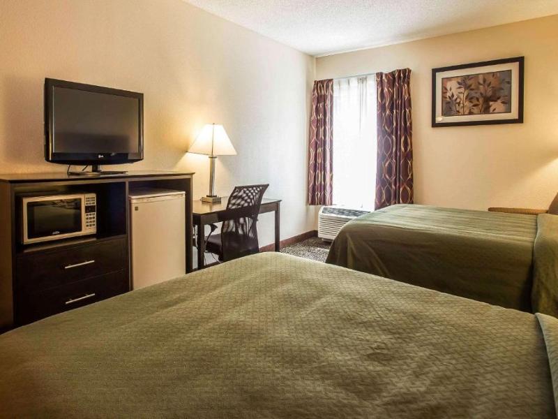 Quality Inn Union Us Hwy 176 image