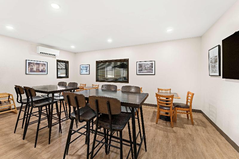 BEST WESTERN Vermillion Inn image