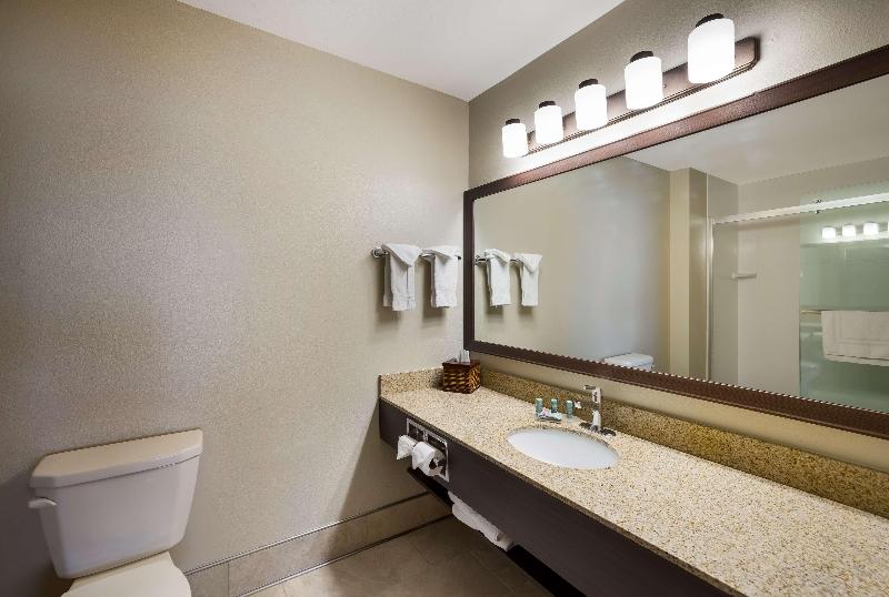 BEST WESTERN Vermillion Inn image