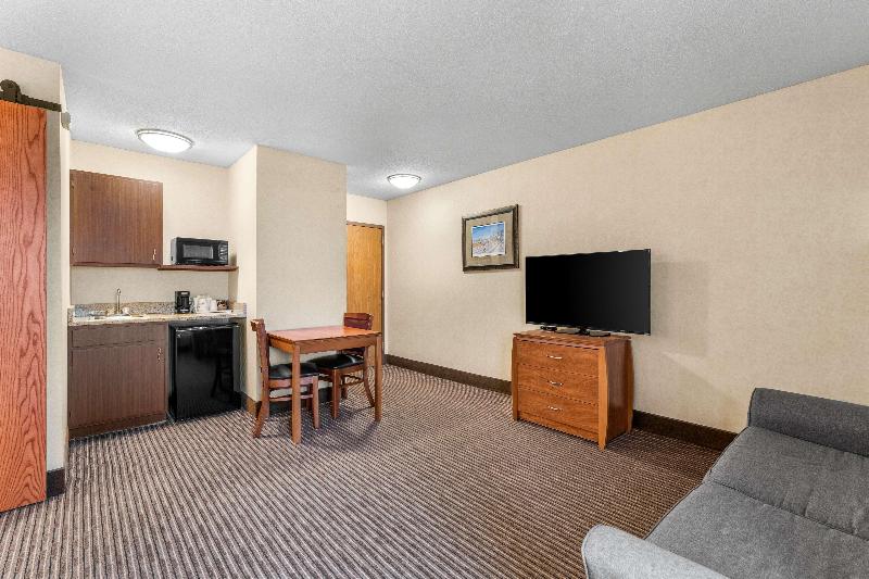 BEST WESTERN Vermillion Inn image