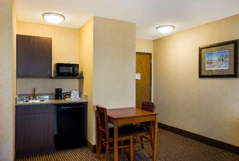 BEST WESTERN Vermillion Inn image