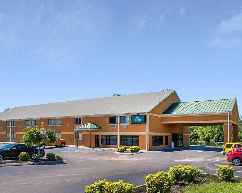 Quality Inn & Suites Centerville image