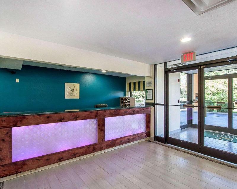Quality Inn & Suites Centerville image
