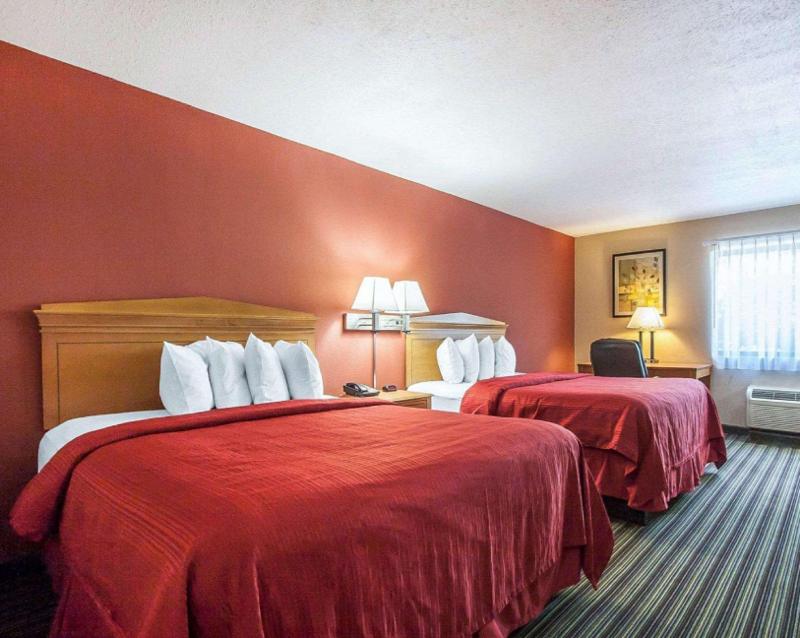 Quality Inn & Suites Centerville image