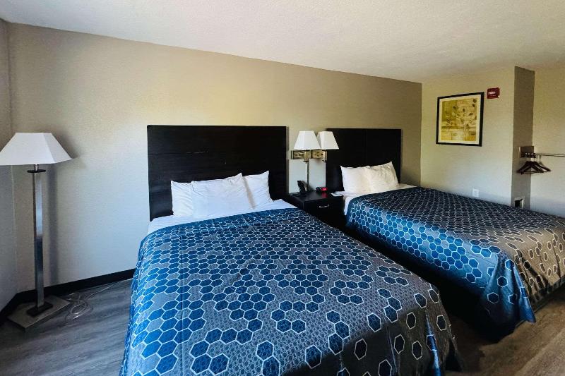 Quality Inn & Suites Centerville image