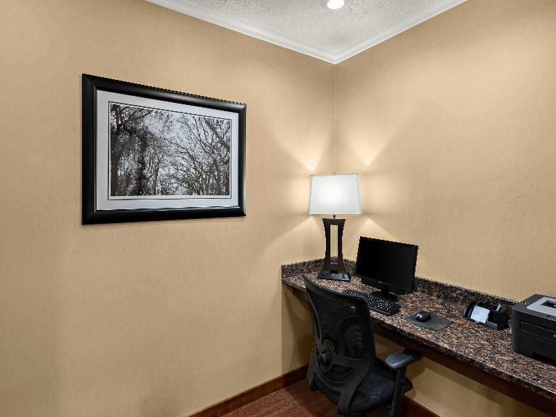 Quality Inn Dandridge — photo 68