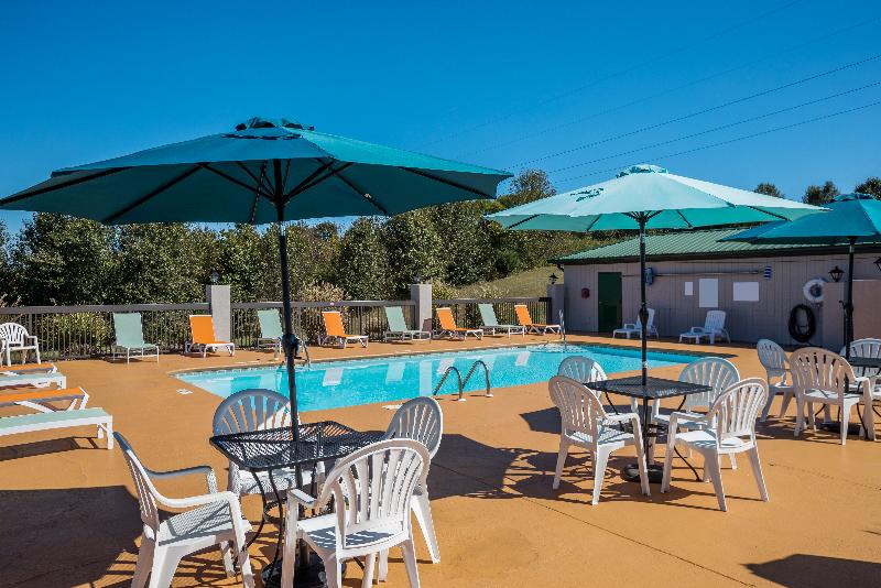 Quality Inn Dandridge image