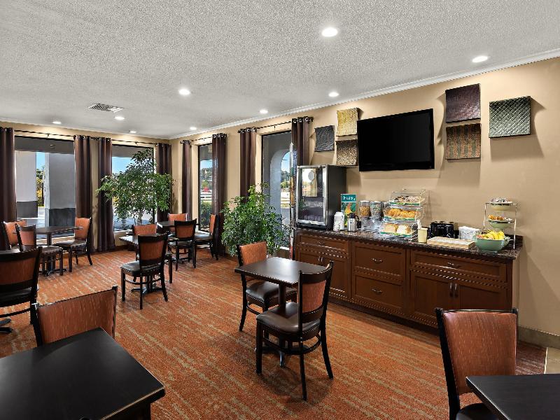 Quality Inn Dandridge — photo 9