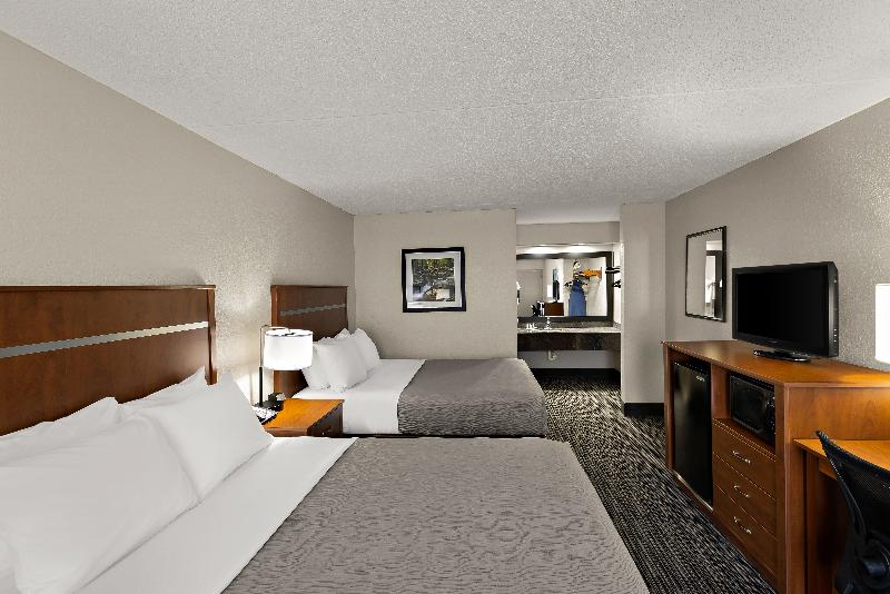 Quality Inn Dandridge image