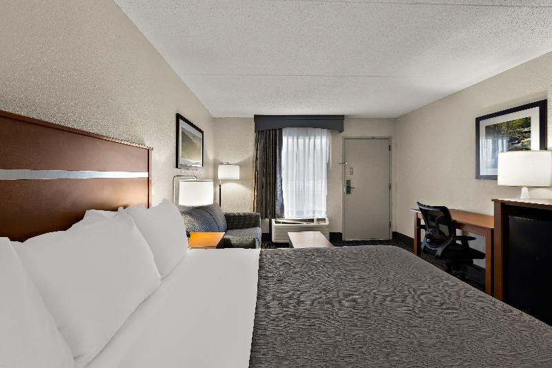 Quality Inn Dandridge image