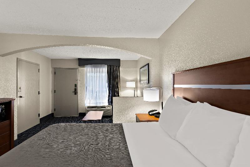 Quality Inn Dandridge image