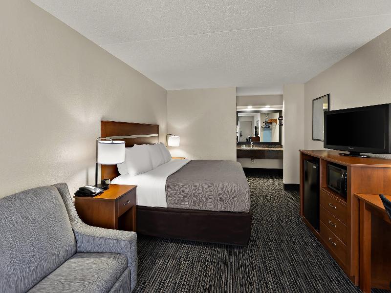 DOUBLE KING BED NON SMOKING — photo 10