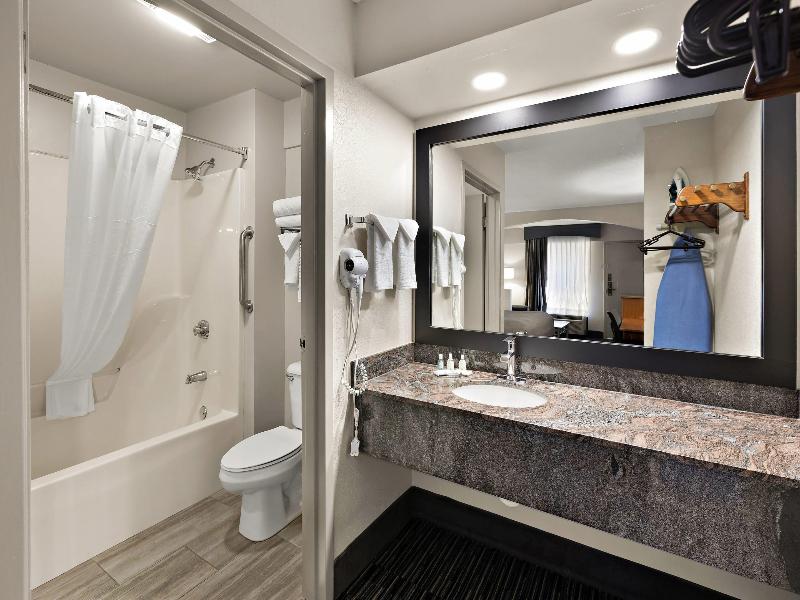 Quality Inn Dandridge — photo 82