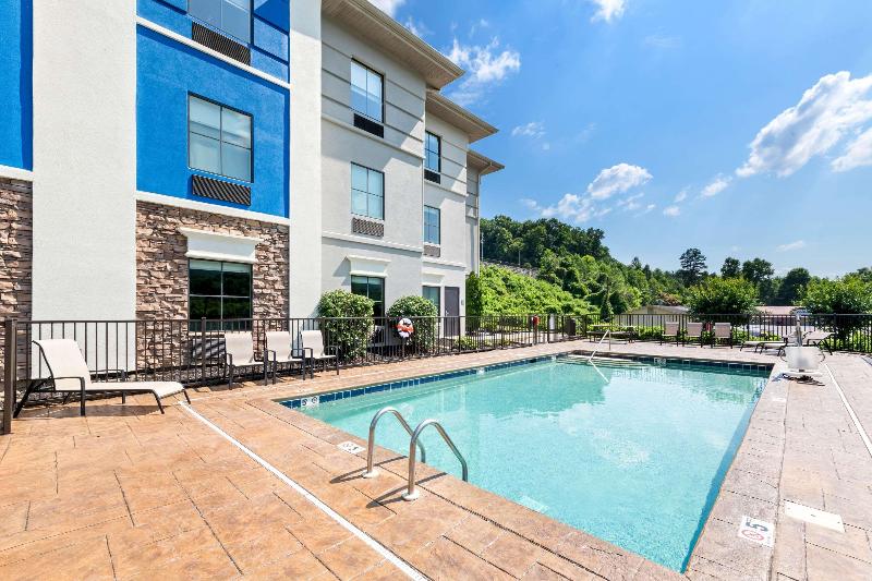 Comfort Inn Harriman image