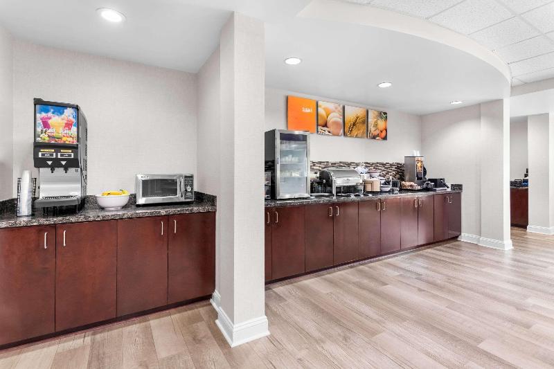 Comfort Inn Harriman image