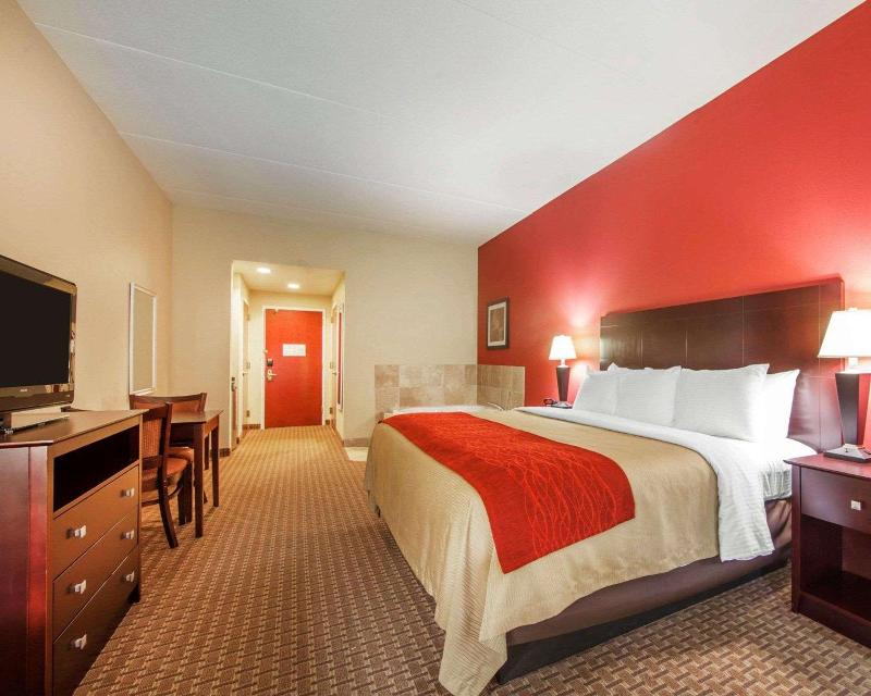 Comfort Inn Harriman image