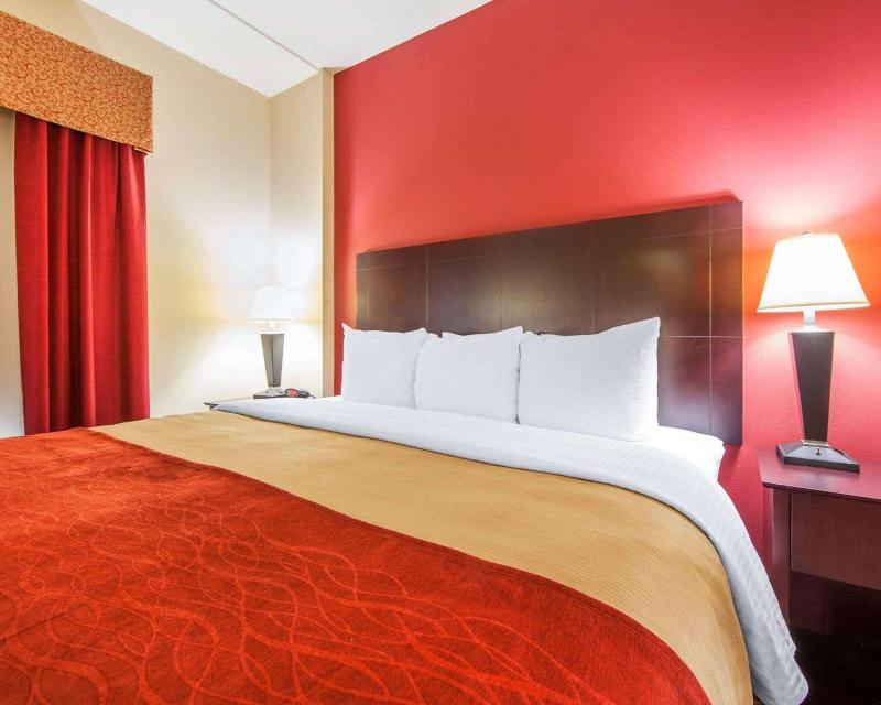 Comfort Inn Harriman image