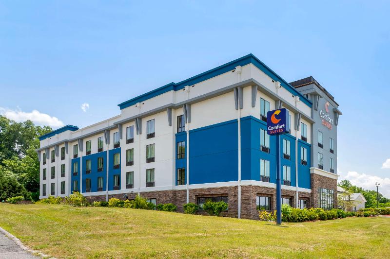 Comfort Suites Kodak Sevierville image