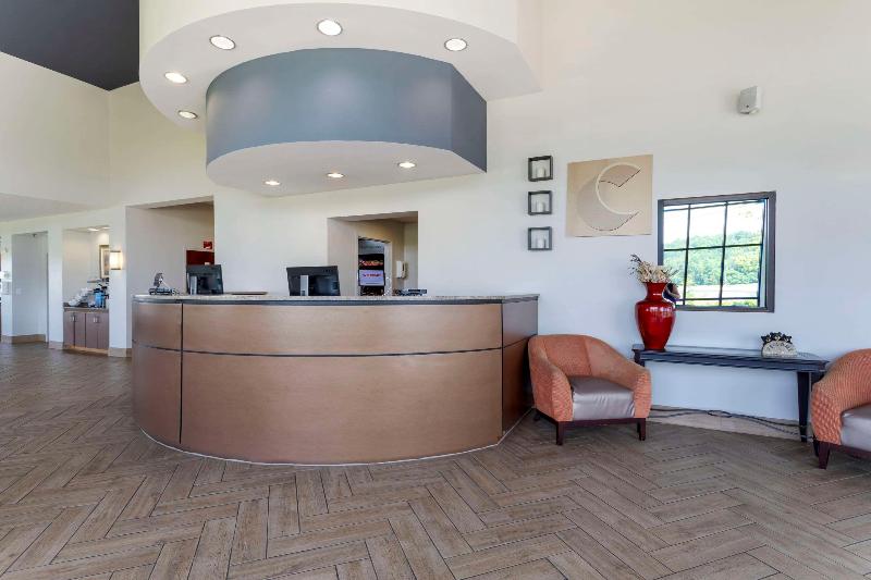Comfort Suites Kodak Sevierville image