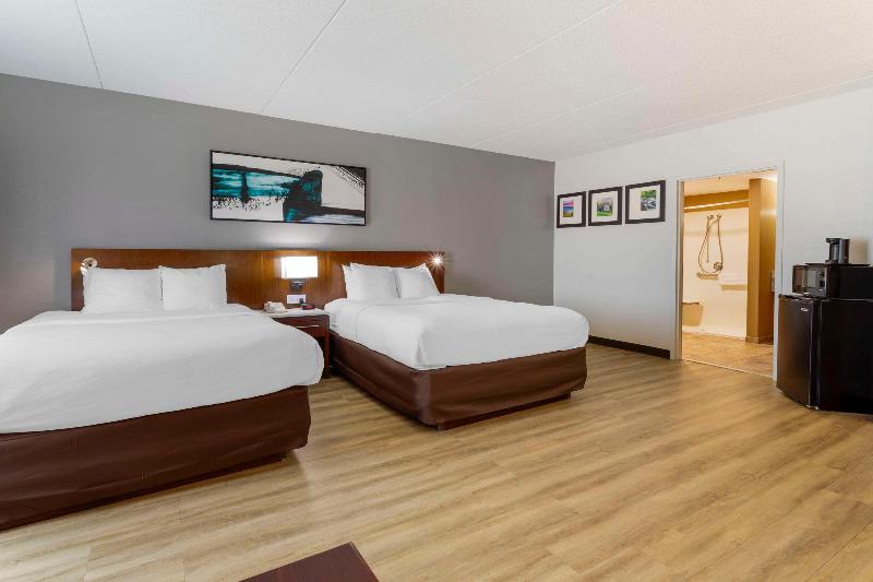 Comfort Suites Kodak Sevierville image