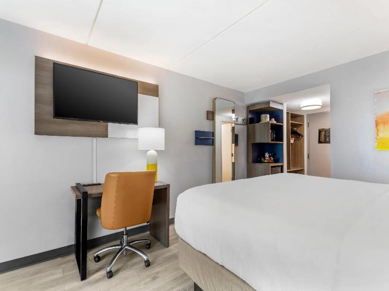Comfort Inn Oak Ridge - Knoxville image