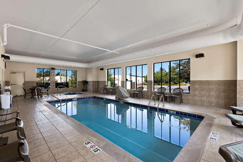 Comfort Inn Powell - Knoxville North image